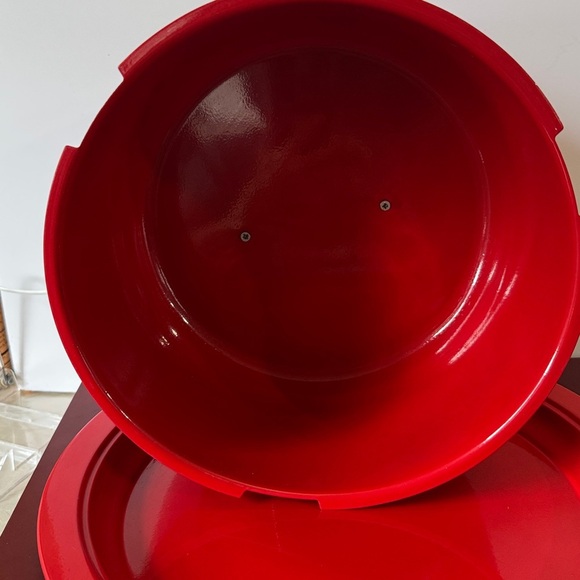 Rare Vintage Bella Bug Red Gimme Some Sugar Metal Cake Dome and Plate. - Picture 3 of 12